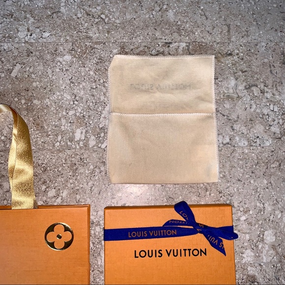 Louis Vuitton Gift Box + Shopping Bag - Picture 3 of 8